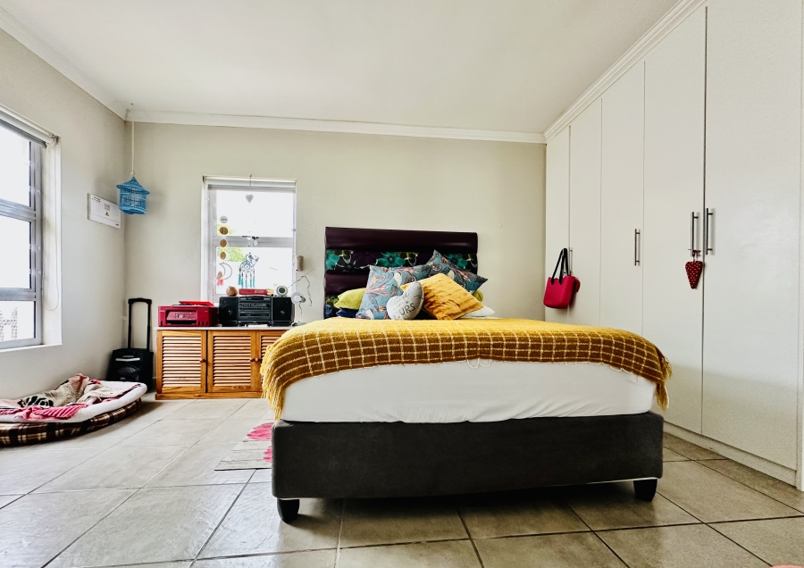 3 Bedroom Property for Sale in De Kelders Western Cape